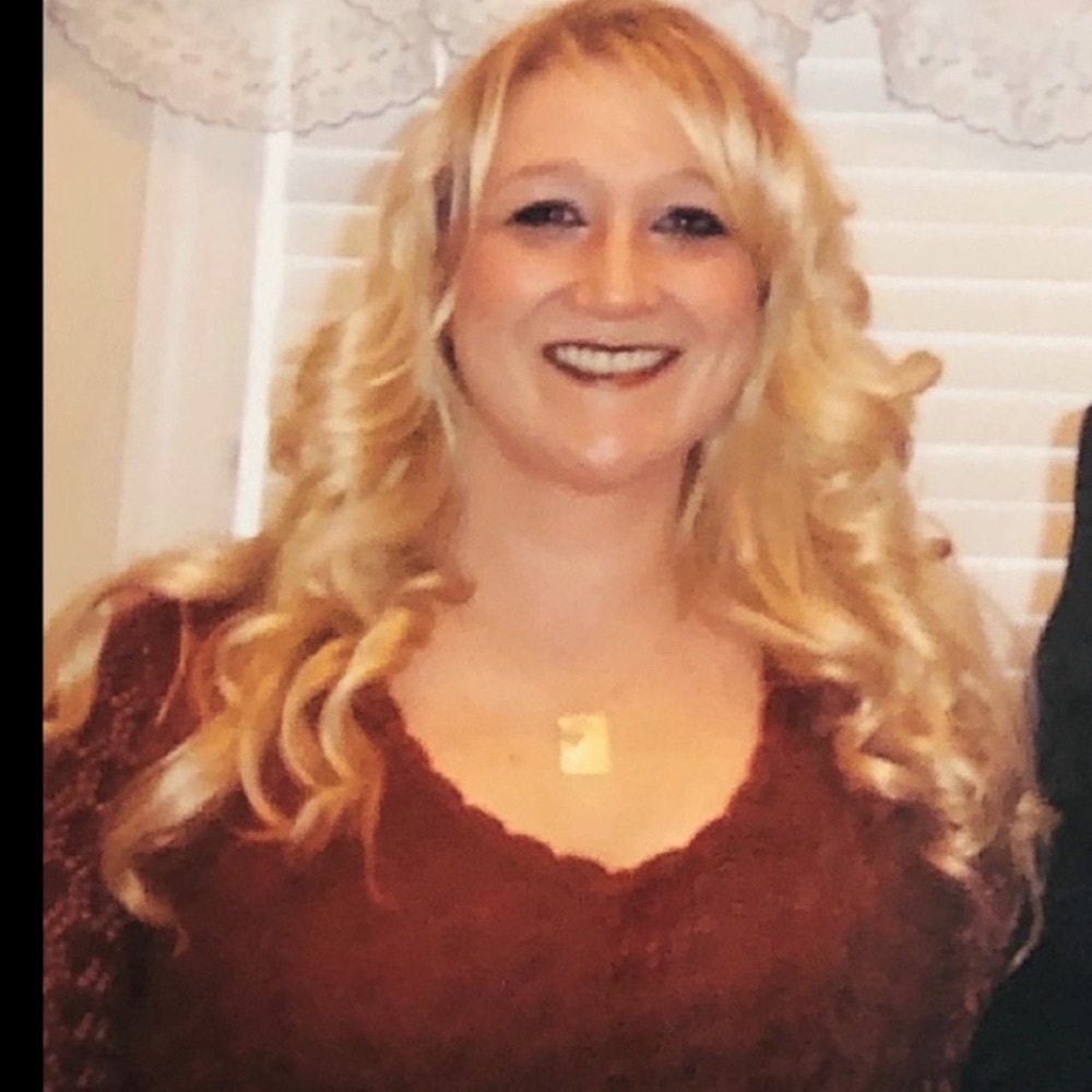 Meet your Posher, Tonya - Picture 2 of 15